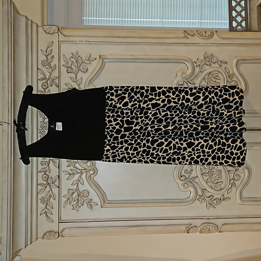 Like new Black animal print sun dress sz:12
